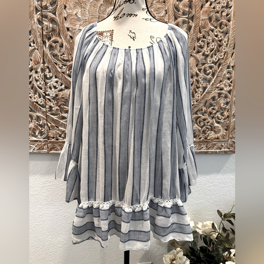 Zac & Rachel Woman Blue & White Stripe, Lightweight, Ruffle Shirt- size 2X